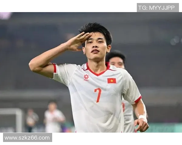 阮庭北精彩表现四球两助攻助力球队夺冠展现超强实力 阮庭北精彩表现四球两助攻助力球队夺冠展现超强实力